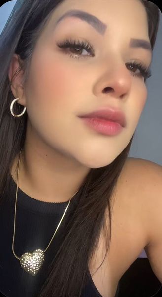 Adhara live video chat preview